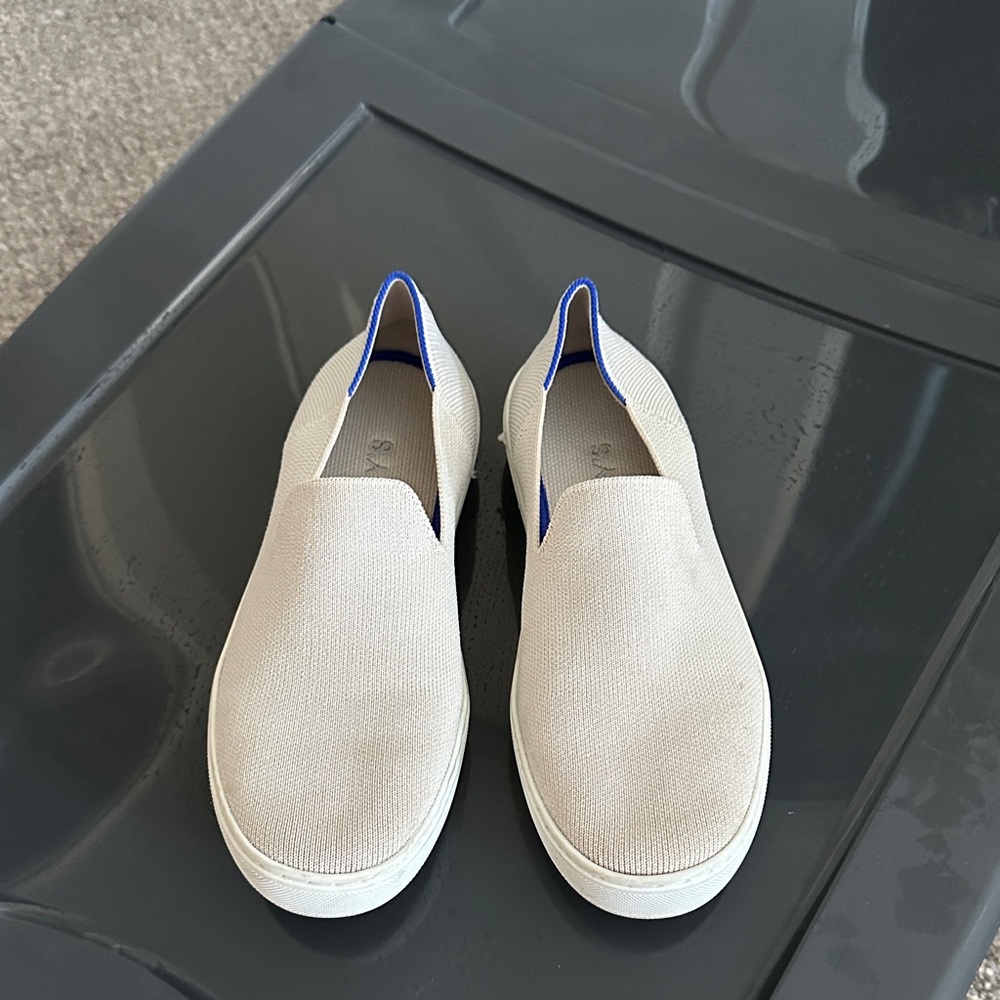 Rothy's Cream and Blue Women's Slip-On Flats